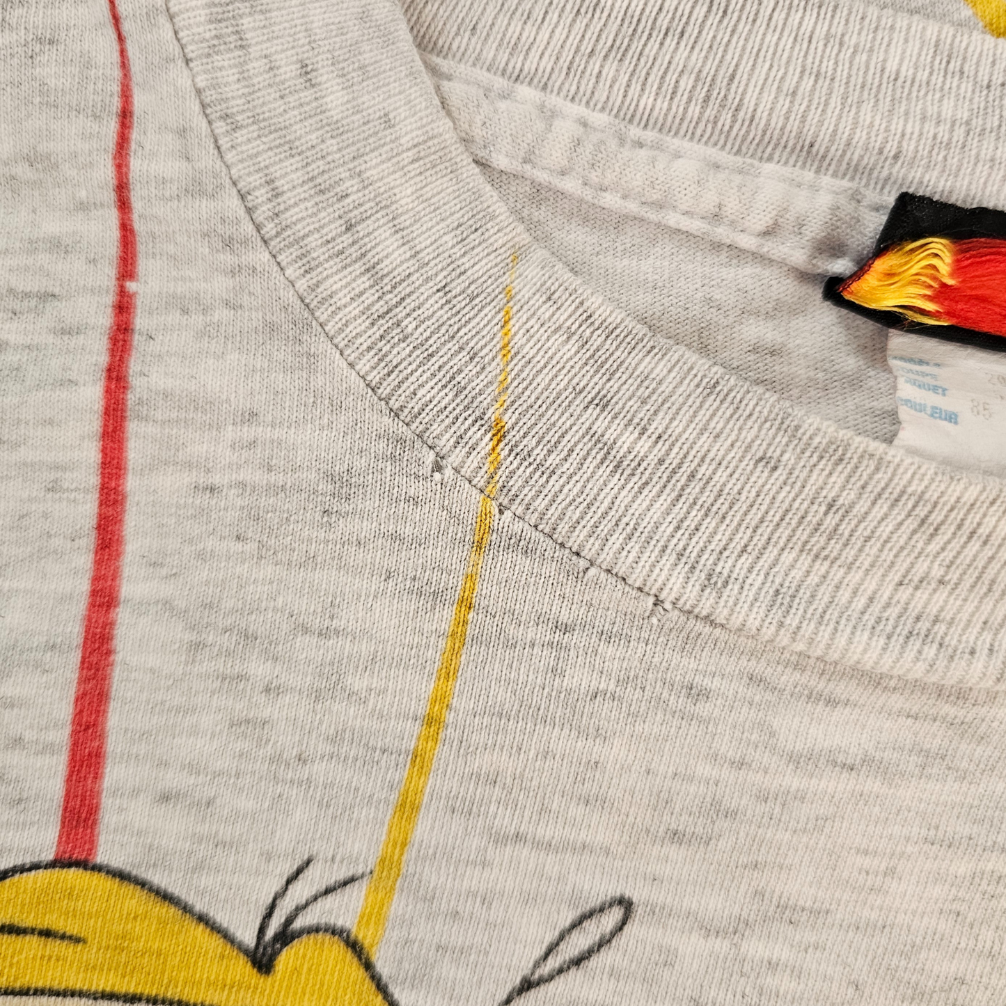VAULT π¦ Vtg Hanna-Barbera Flintstones Fred and Barney Bedrock Bombers AOP (90s) (Sz 6/7)