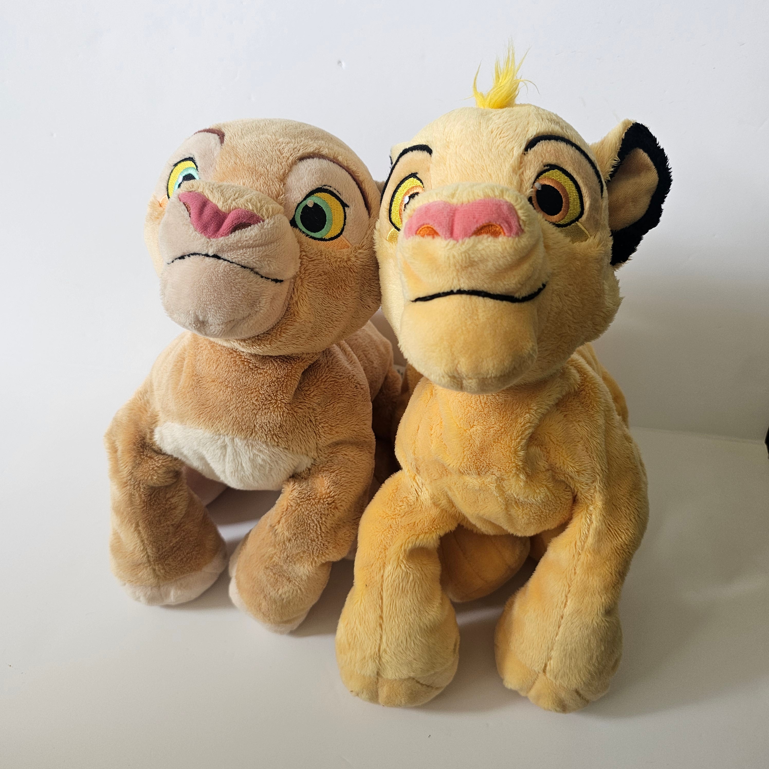 ディズニーストア ライオンキング ヤングナラ＆シンバ ぬいぐるみ